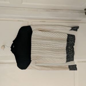 100% Cashmere Bloomingdales Sweater x small